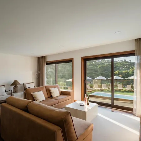 Villa Serpa Pinto Full Village - Private Pool - By Fero *