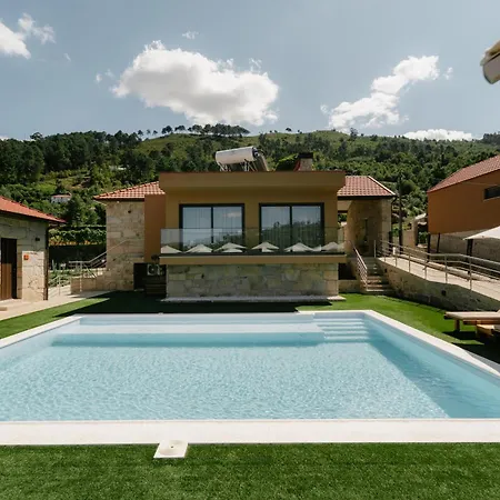 Vila Serpa Pinto Full Village - Private Pool - By Fero