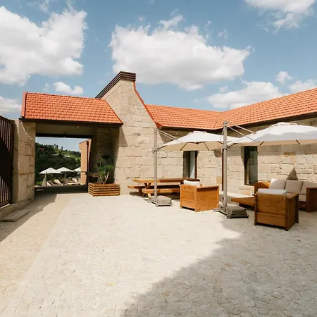 Villa Serpa Pinto Full Village - Private Pool - By Fero